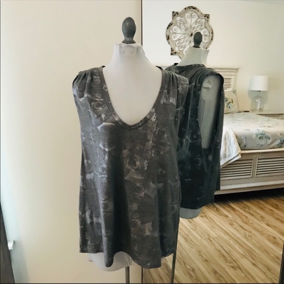 Fabletics gray tank top size XXL metallic floral - Picture 2 of 7